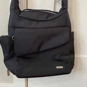 Travelon Anti-theft Classic Messenger Bag